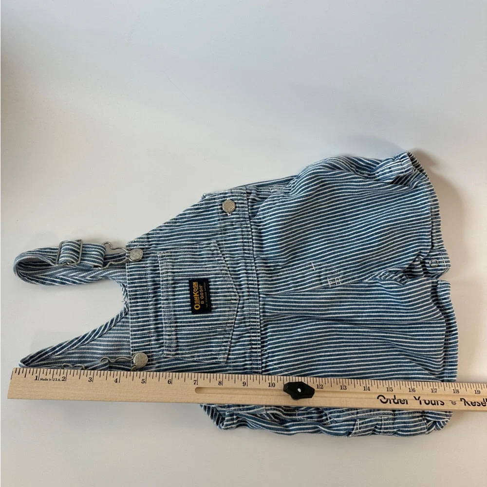VTG OshKosh B’Gosh Striped Classic Vestbak 18M Overall Shortalls Unisex Railroad
